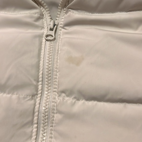Gap White Puffy Vest - Picture 4 of 9